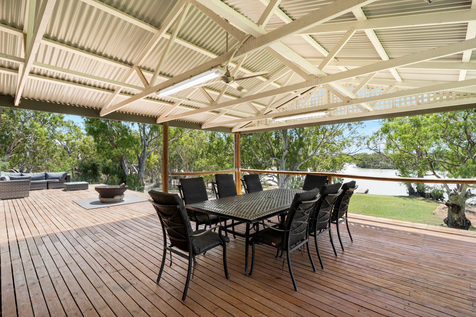 Outdoor dining under the covered deck